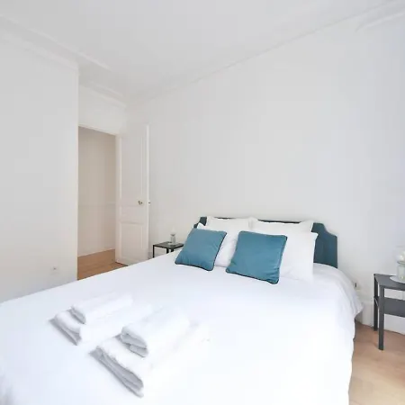 Daire Newly Furnished 2br Ac Near Eiffel Tower